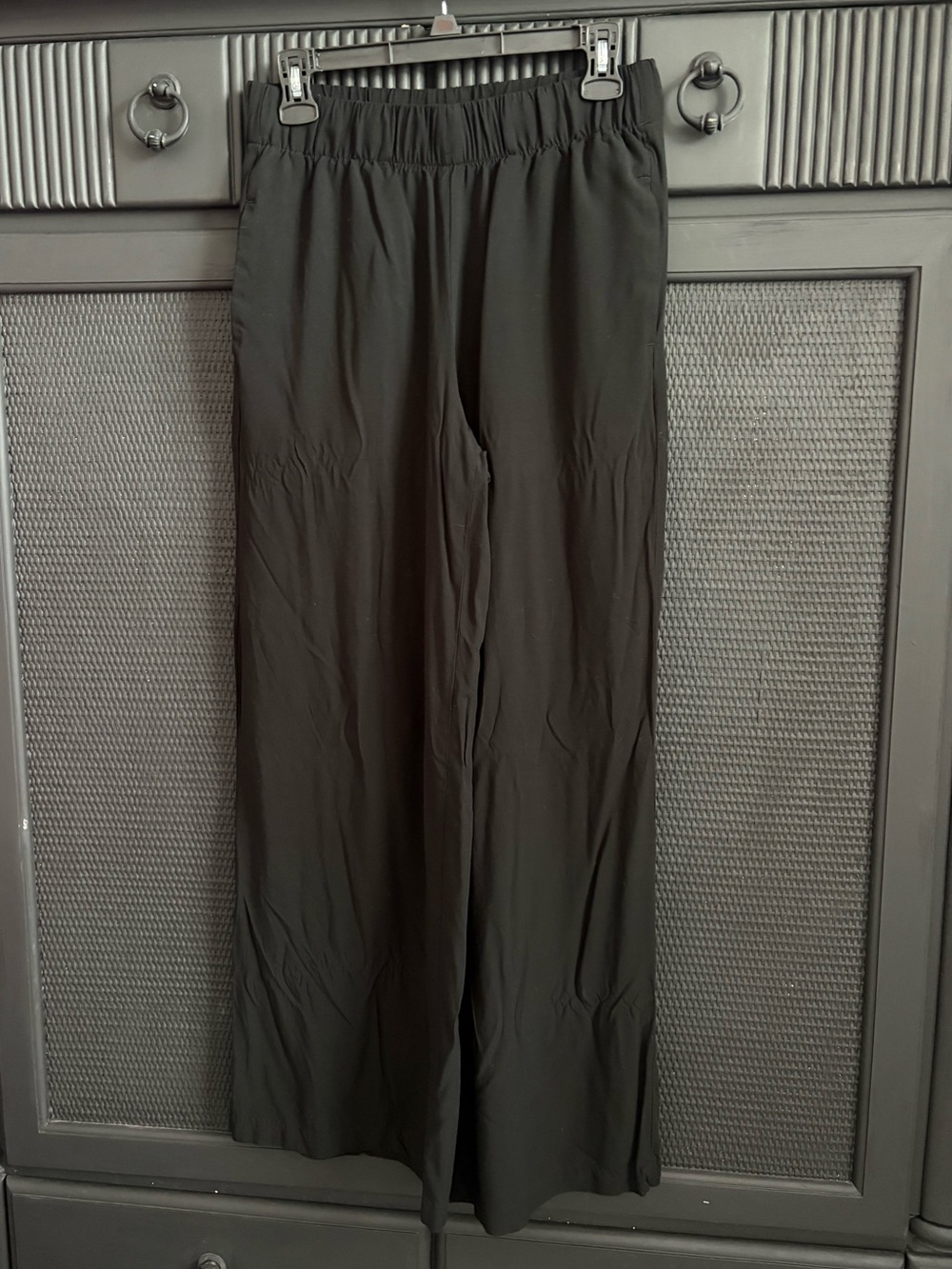 Banana Republic Black Wide-Leg Pull-On Flowy Pants